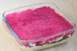 название картинки Салат вегетарианская шуба новогодняя