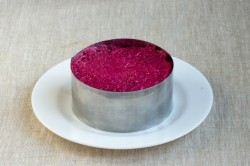 название картинки Салат вегетарианская шуба новогодняя