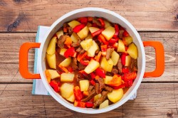 Гуляш венгерский классический из говядины