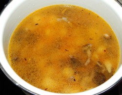 Суп гуляш с говядиной и овощами