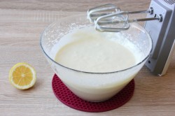 Венские вафли на сметане в электровафельнице - шаг 6 Венские вафли на сметане в электровафельнице - шаг 6