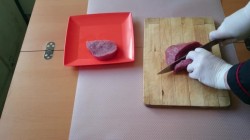 Венский шницель из телятины - шаг 1 Венский шницель из телятины - шаг 1