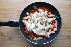 название картинки Вешенки тушеные с овощами