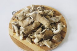 Вешенки в сметане на сковороде