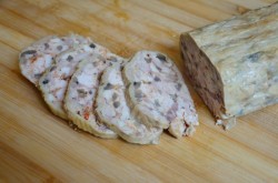 Ветчина куриная с шампиньонами и сухими специями