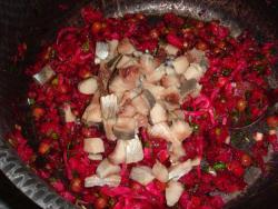 Вкусный винегрет с селедкой