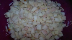 название картинки Винегрет со свежей капустой и огурцом