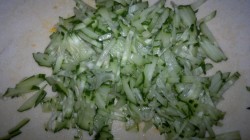 название картинки Винегрет со свежей капустой и огурцом