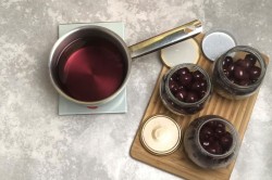 Вишня в сиропе на зиму