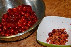 Вишня в собственном соку с сахаром на зиму