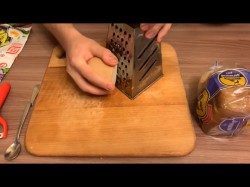 Сырная намазка с чесноком на хлеб за 3 минуты