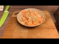 Сырная намазка с чесноком на хлеб за 3 минуты