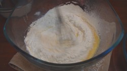 Закрытый грушевый пирог на кефире к чаю