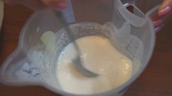 Закрытый грушевый пирог на кефире к чаю