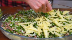 название картинки Вкуснейший заливной пирог на сметане с рыбой