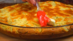 название картинки Вкуснейший заливной пирог на сметане с рыбой