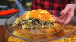 название картинки Вкуснейший заливной пирог на сметане с рыбой