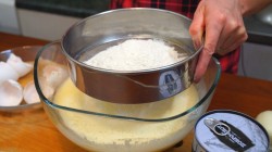 название картинки Вкуснейший заливной пирог на сметане с рыбой