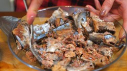 название картинки Вкуснейший заливной пирог на сметане с рыбой