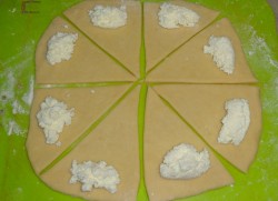 Вкусные рогалики с творогом