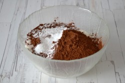 название картинки Влажный пирог с какао