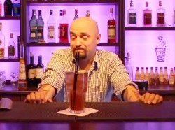 Водка с колой коктейль