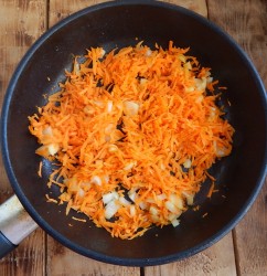 название картинки Вок с рисом и курицей