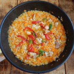 название картинки Вок с рисом и курицей