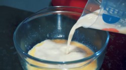 Воздушные сладкие пончики с глазурью на молоке во фритюре - шаг 11 Воздушные сладкие пончики с глазурью на молоке во фритюре - шаг 11