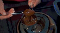 Воздушные сладкие пончики с глазурью на молоке во фритюре - шаг 27 Воздушные сладкие пончики с глазурью на молоке во фритюре - шаг 27