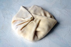 Хачапури с творогом и сыром на сковороде - шаг 9