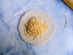 Хачапури с сыром на кефире в духовке