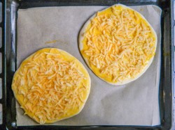 Хачапури с сыром на кефире в духовке