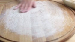 Хлеб с чесноком в духовке