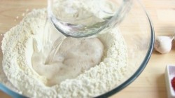 Хлеб с чесноком в духовке