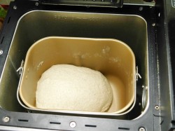 название картинки Вкусный серый хлеб в хлебопечке