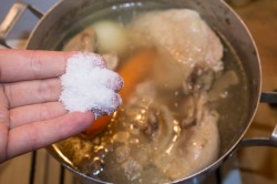 название картинки Холодец из курицы и свиных ножек