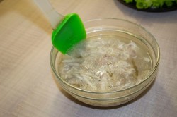 название картинки Холодец из курицы и свиных ножек