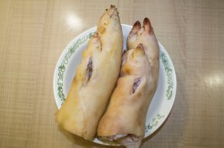 название картинки Холодец из курицы и свиных ножек