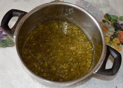 Холодник из щавеля на кефире - шаг 3