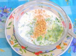 Холодный суп из кефира и огурцов с зеленью для похудения - шаг 8 Холодный суп из кефира и огурцов с зеленью для похудения - шаг 8