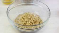 название картинки Хрустящее овсяное печенье без муки с арахисом и семечками