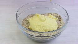 название картинки Хрустящее овсяное печенье без муки с арахисом и семечками