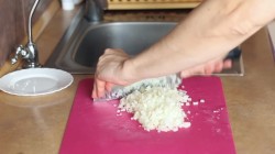 Хрустящие беляши с мясом на дрожжевом тесте