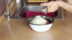 Хрустящие беляши с мясом на дрожжевом тесте