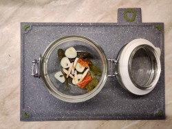 Хрустящие соленые огурцы на зиму без уксуса