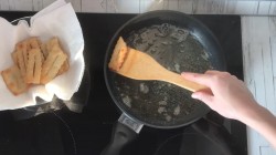 название картинки Хворост тонкий хрустящий сладкий