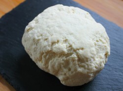 Хычины с картошкой и сыром на сковороде