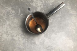 Яблочный пирог из слоеного теста