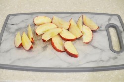 название картинки Яблоки на сковороде жареные